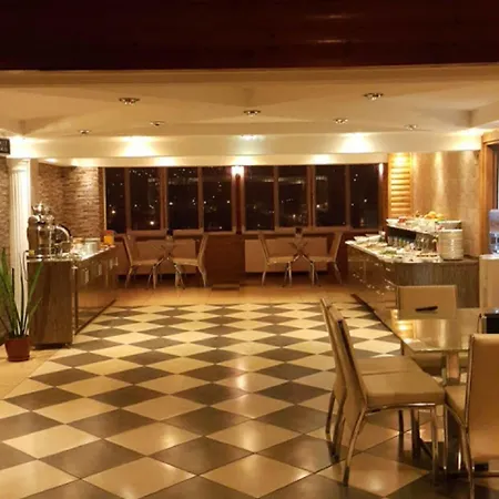 Buyuk Hotel 3*